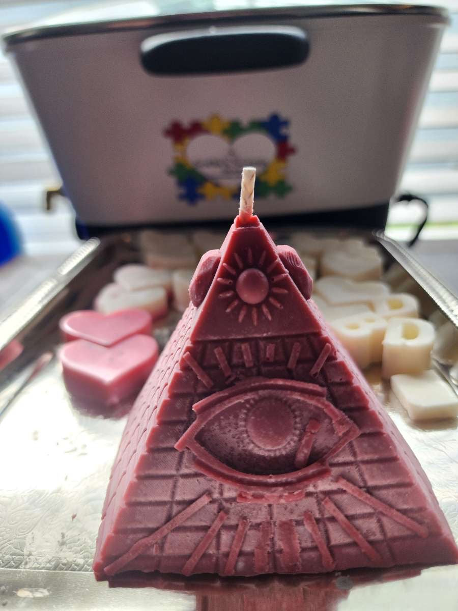 Eye Pyramid Candle