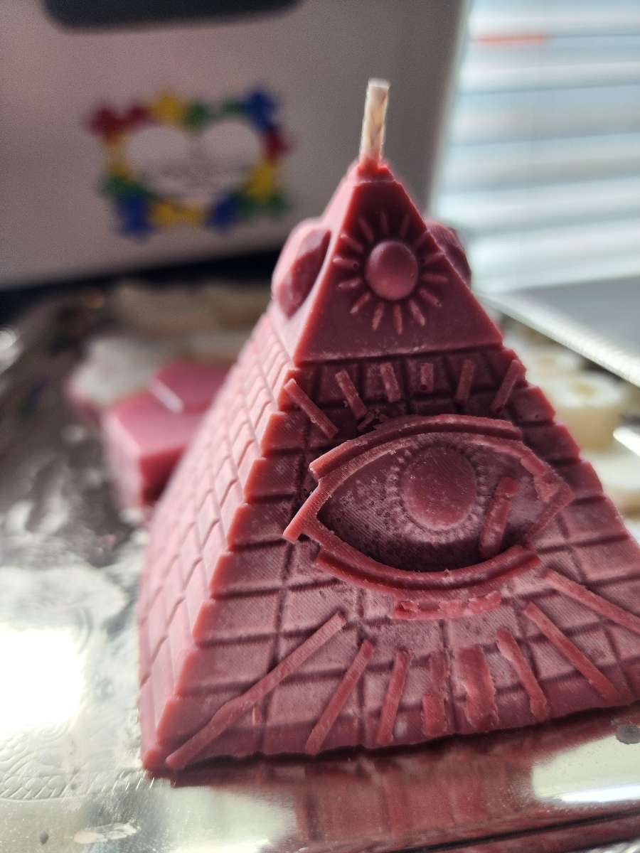 Eye Pyramid Candle